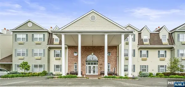 7417 Richmond Road, West Milford, NJ 07480