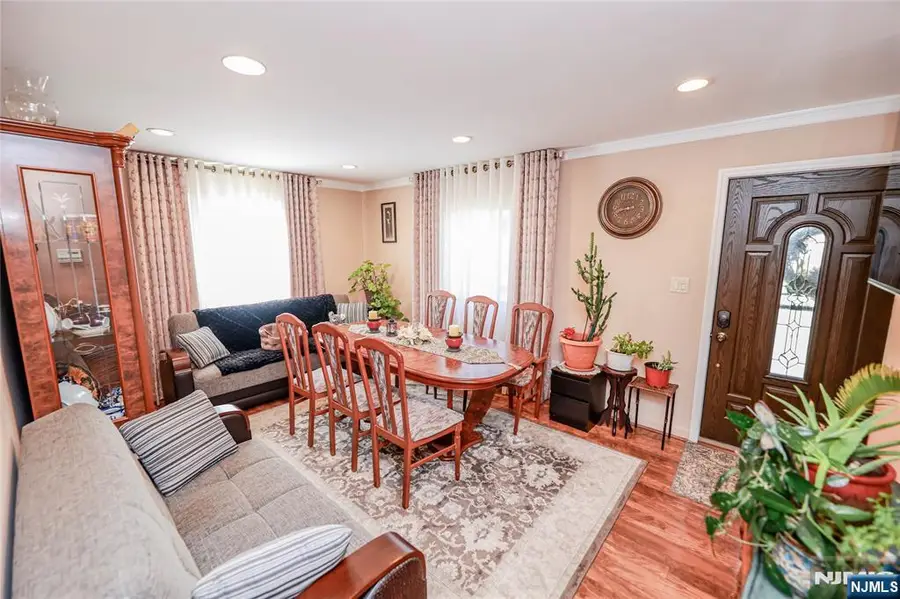 136 Martin Avenue, Clifton, NJ 07012 - Image #3