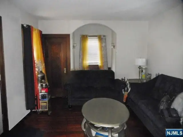 348 Lakeview Avenue, Clifton, NJ 07011 - Image #2