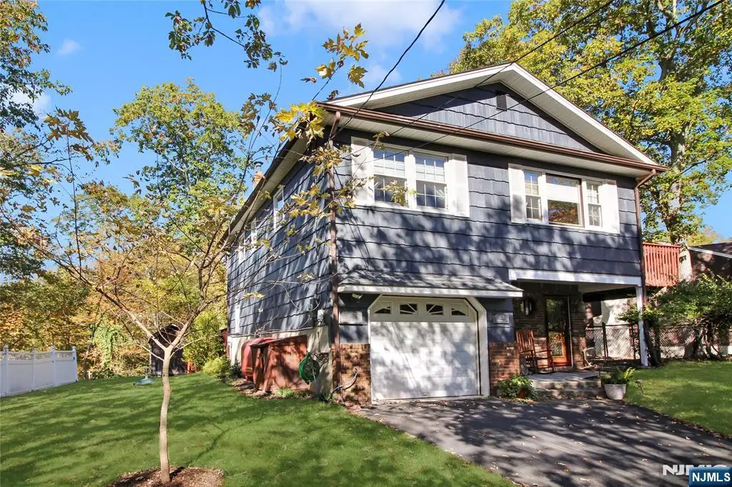 553 Stonetown Road, Ringwood, NJ 07456 - Image #1