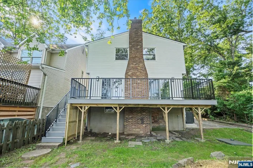 13 Landing Road, Upper Greenwood Lake, NJ 07421 - #1