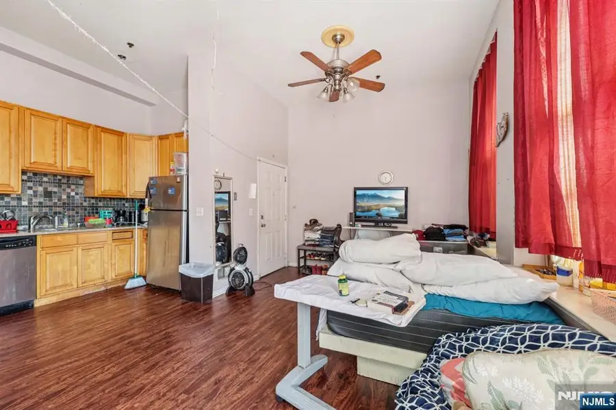 18 Market Street 301, Paterson, NJ 07501 - #3