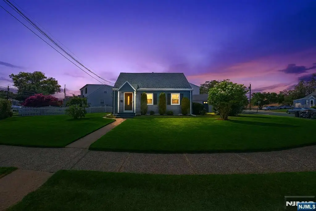 179 Hillman Drive, Elmwood Park, NJ 07407 - Image #1