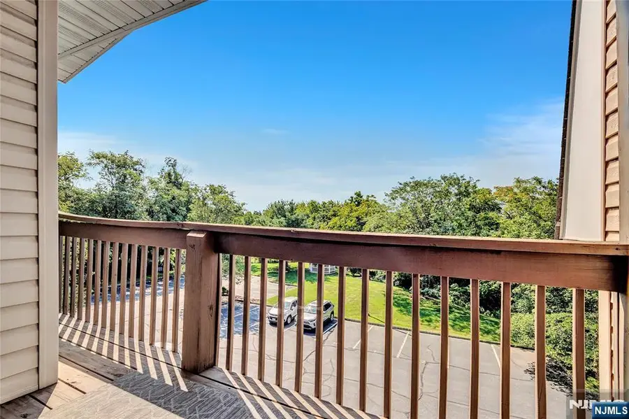 736 Cannella Way, Riverdale, NJ 07457 - Image #2