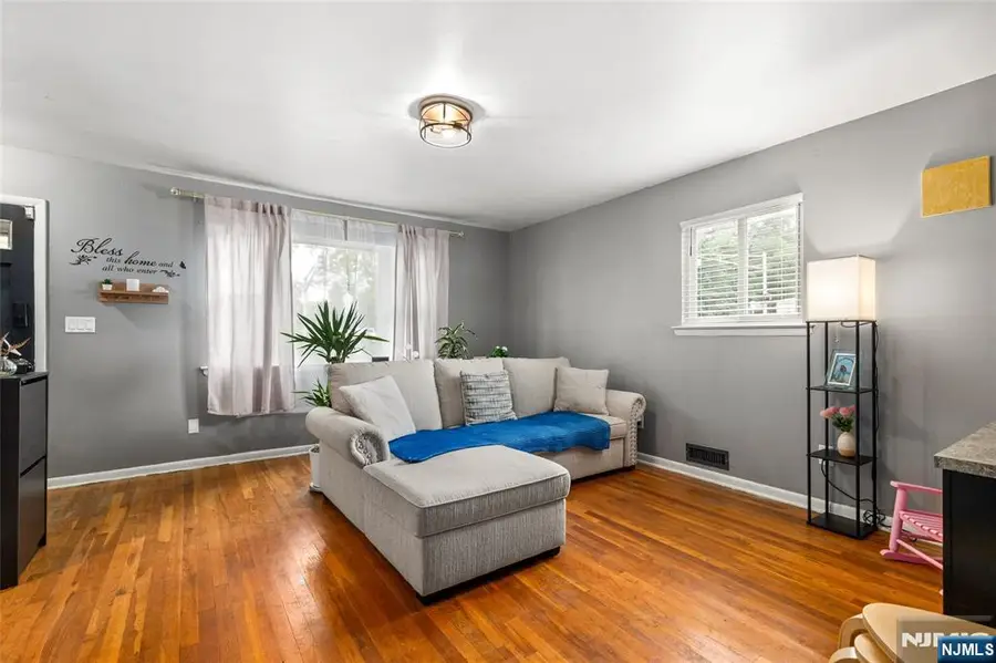 401 White Street, Orange, NJ 07050 - Image #3