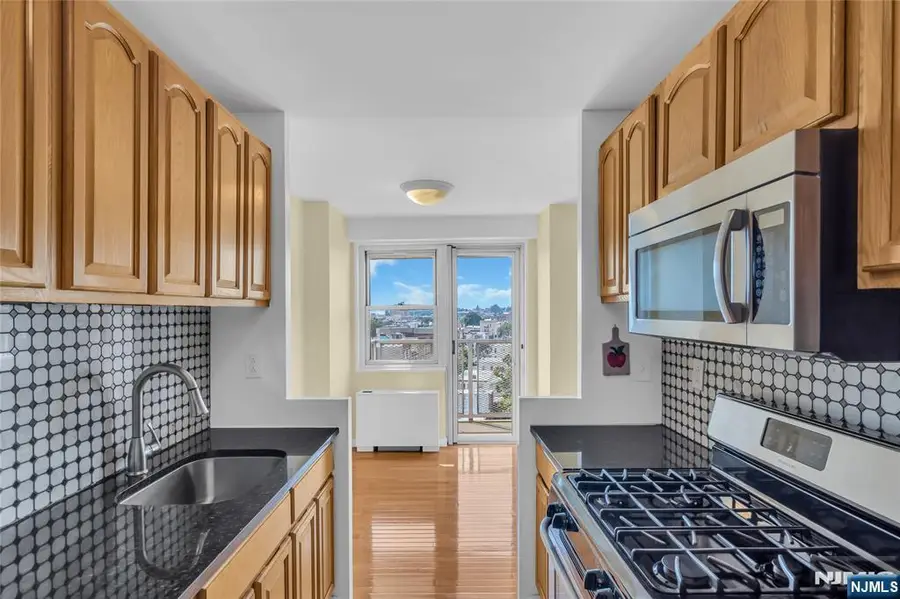 6600 Boulevard East 11E, West New York, NJ 07093 - #2