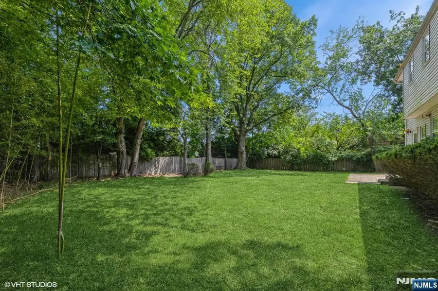 275 Taft Court, Paramus, NJ 07652 - #3