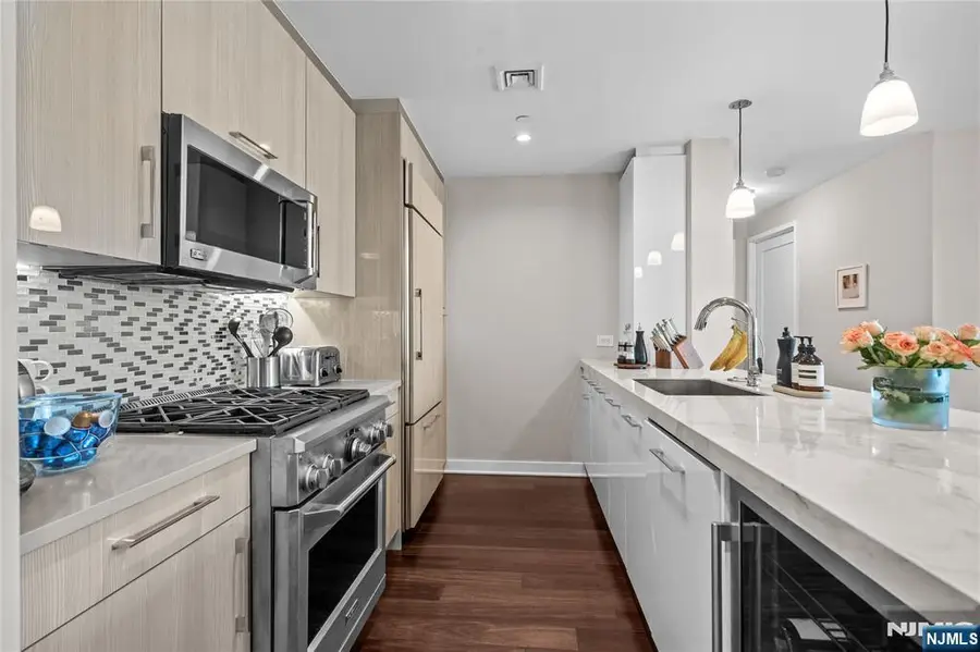 1200 Ave At Port Imperial 504, Weehawken, NJ 07086 - Image #3