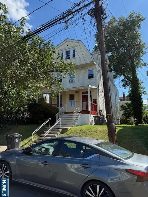20-22 Noll Place, Newark, NJ 07106 - Image #1