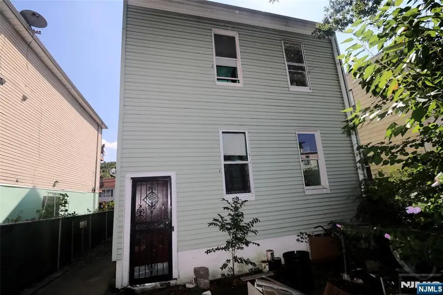 123 Columbia Avenue, Newark, NJ 07106 - Image #3