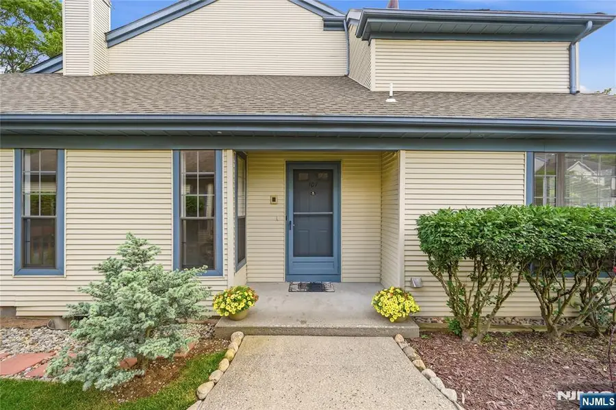 107 Suleski Court, Mahwah, NJ 07430 - #2