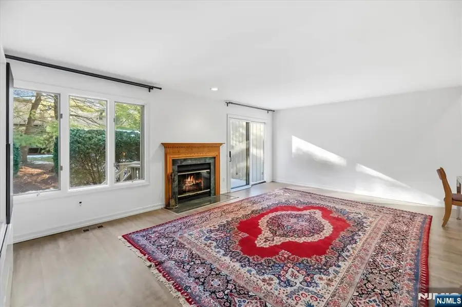 580 Laramie Lane, Mahwah, NJ 07430 - Image #3