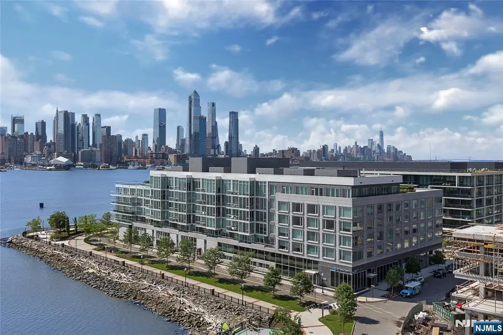 1000 Ave At Port Imperial 306, Weehawken, NJ 07086 - #1