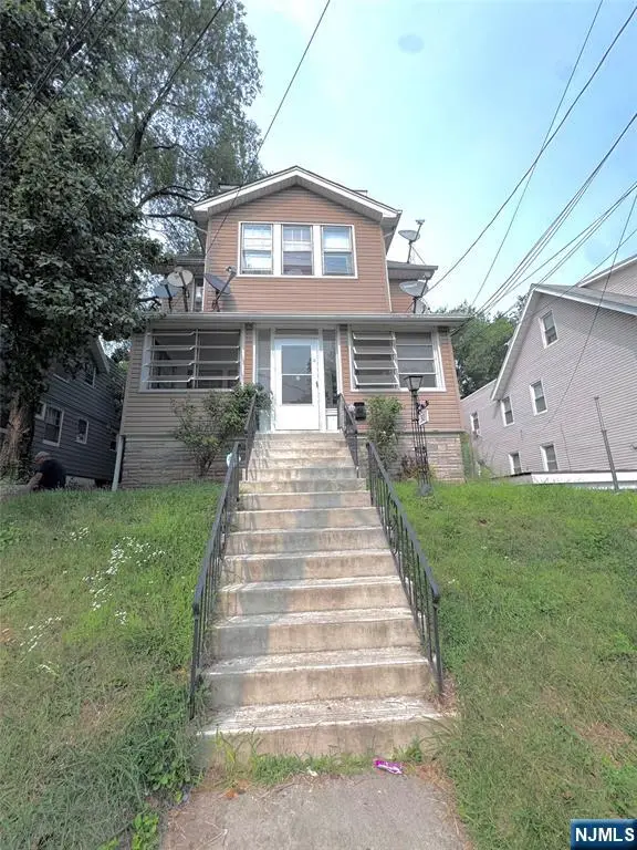 30 Harding Terrace, Irvington, NJ 07111 - Image #1