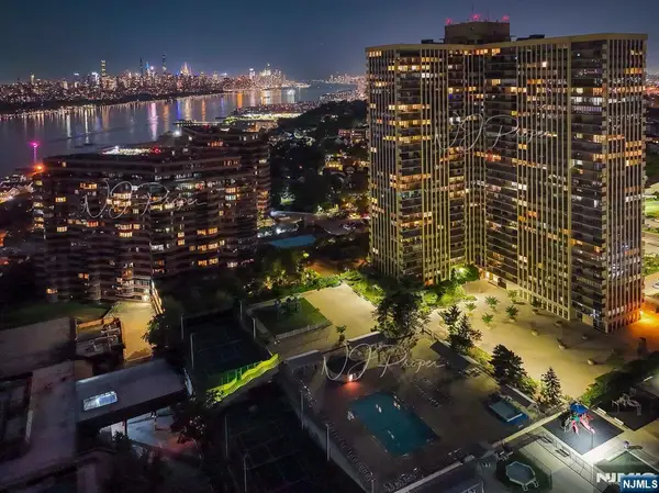 200 Winston Drive 2403, Cliffside Park, NJ 07010