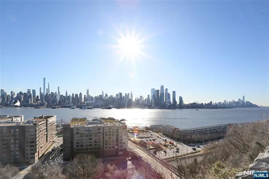 851 Boulevard East A1, Weehawken, NJ 07086 - Image #3