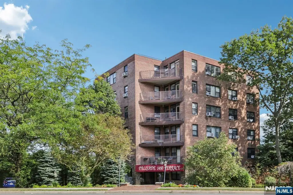 1450 Palisade Avenue 5J, Fort Lee, NJ 07024 - Image #1
