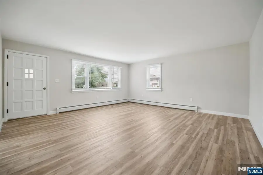 80 Phillips Avenue, South Hackensack, NJ 07606 - Image #3