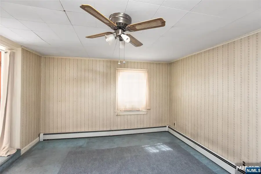 87 McWhorter Street, Newark, NJ 07105 - Image #2