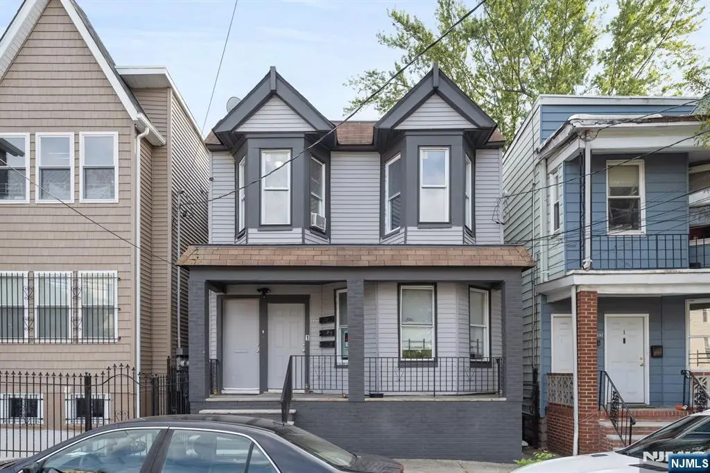 595 15th Avenue, Newark, NJ 07103 - Image #1