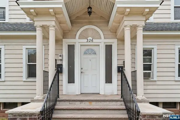 326 Mercer Avenue, Roselle, NJ 07203