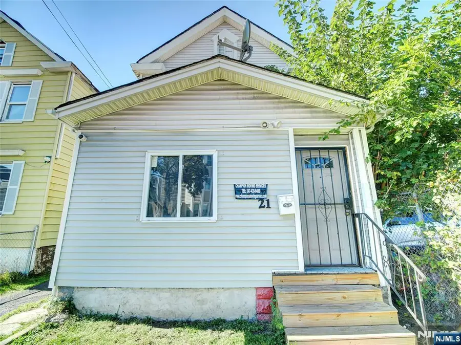 21 Augusta Street, Irvington, NJ 07111 - Image #3