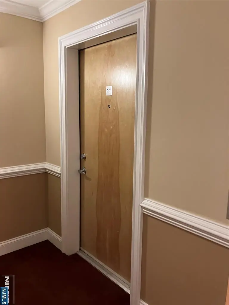 9252 Kennedy Boulevard 201, North Bergen, NJ 07047 - Image #3