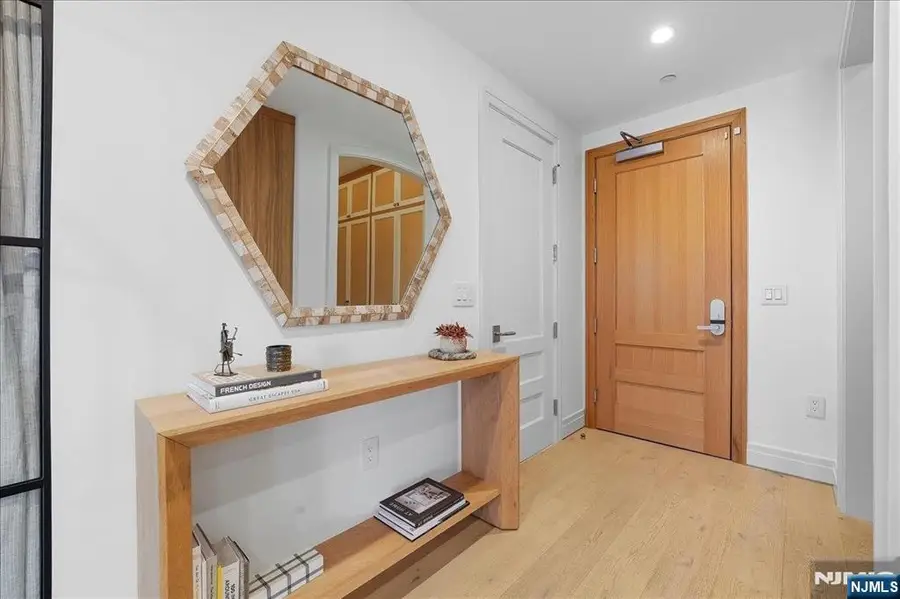 720 Clinton Street 508, Hoboken, NJ 07030 - Image #2