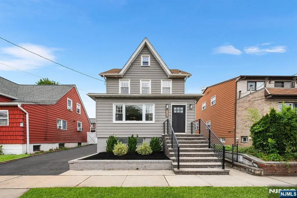725 4th Street, Secaucus, NJ 07094 - Image #1