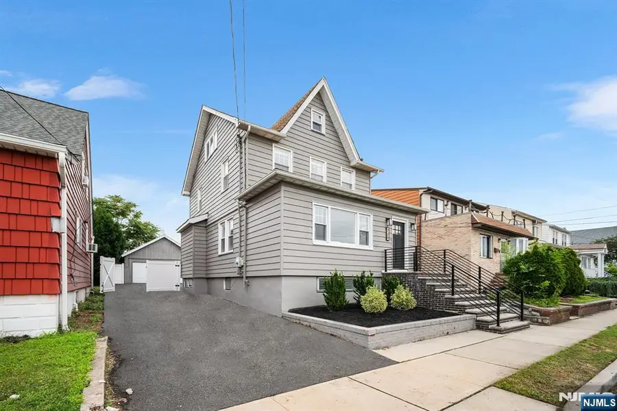 725 4th Street, Secaucus, NJ 07094 - Image #3