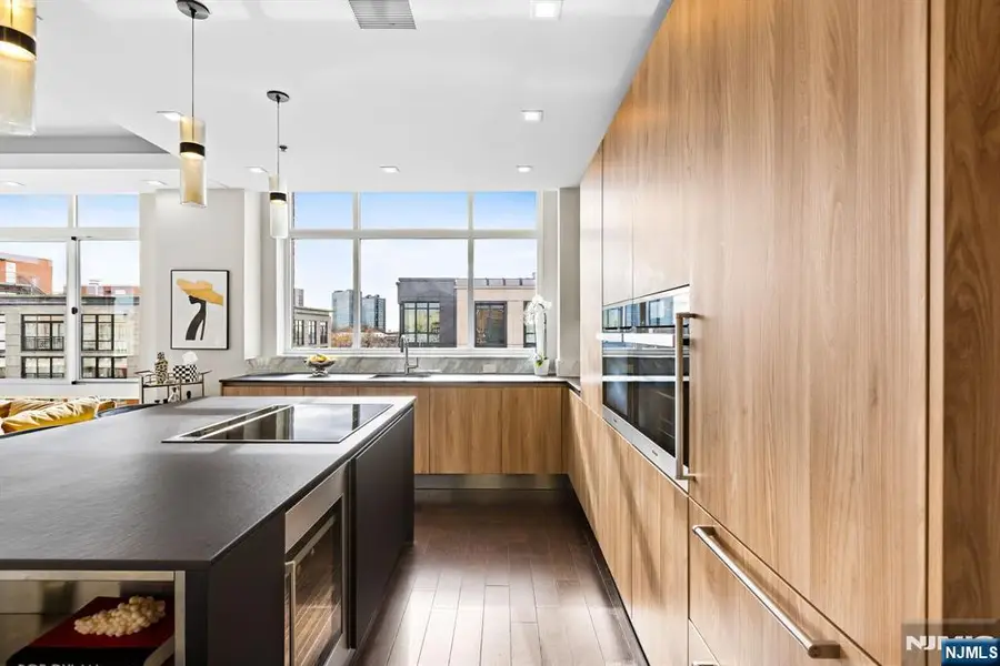 1100 Maxwell Lane PH1201, Hoboken, NJ 07030 - Image #2