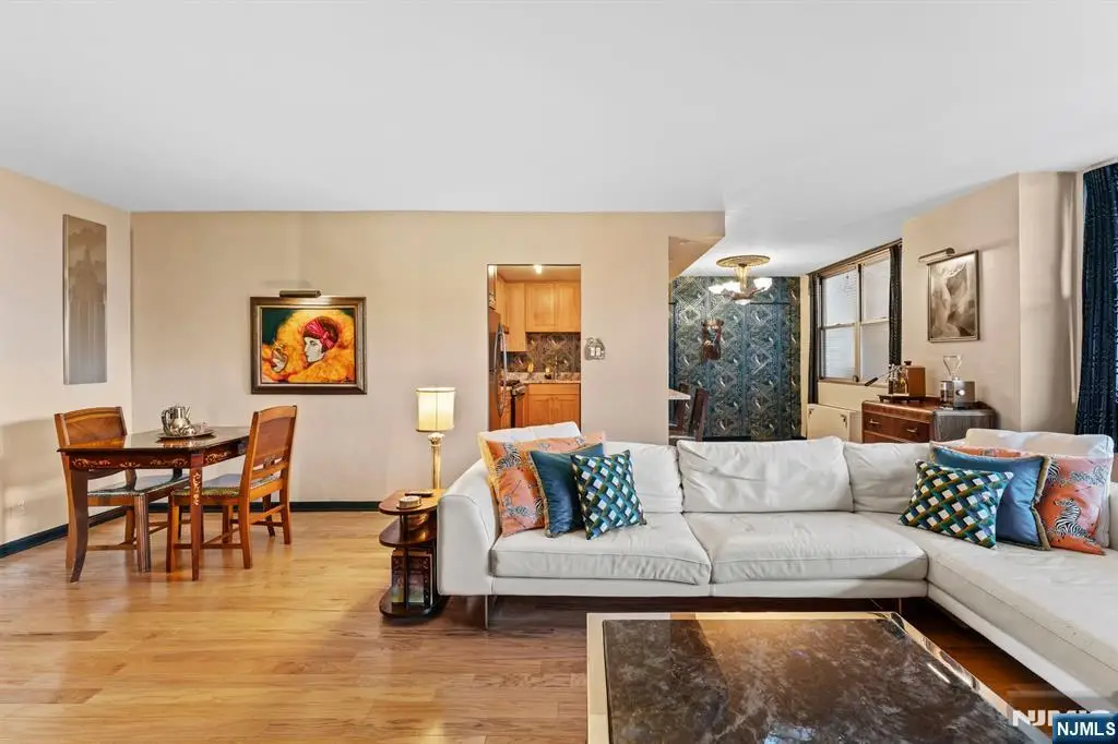 6040 JFK Blvd E MA, West New York, NJ 07093 - #1