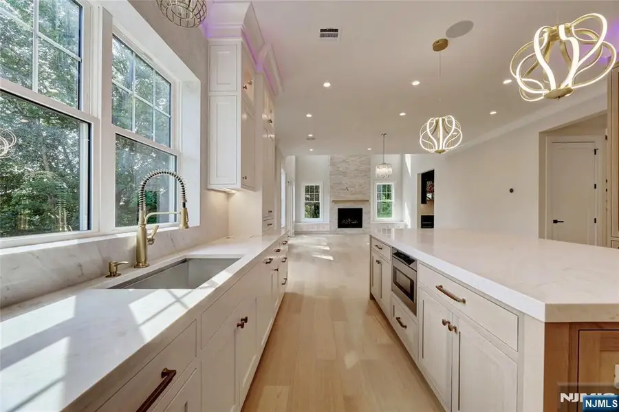 128 Fairmount Avenue, Chatham, NJ 07928 - #3