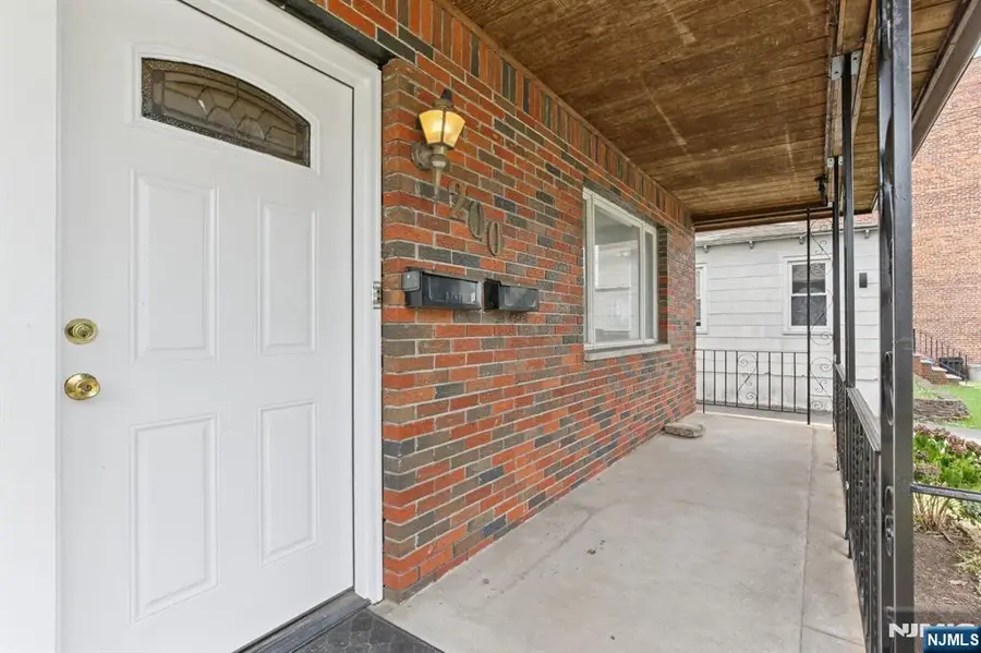 200 Montgomery Street, Bloomfield, NJ 07003 - Image #2