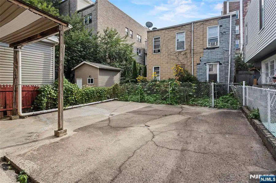 537 27th Street, Union City, NJ 07087 - Image #3