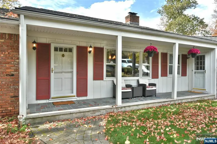 951 Berdan Avenue, Wayne, NJ 07470 - Image #2