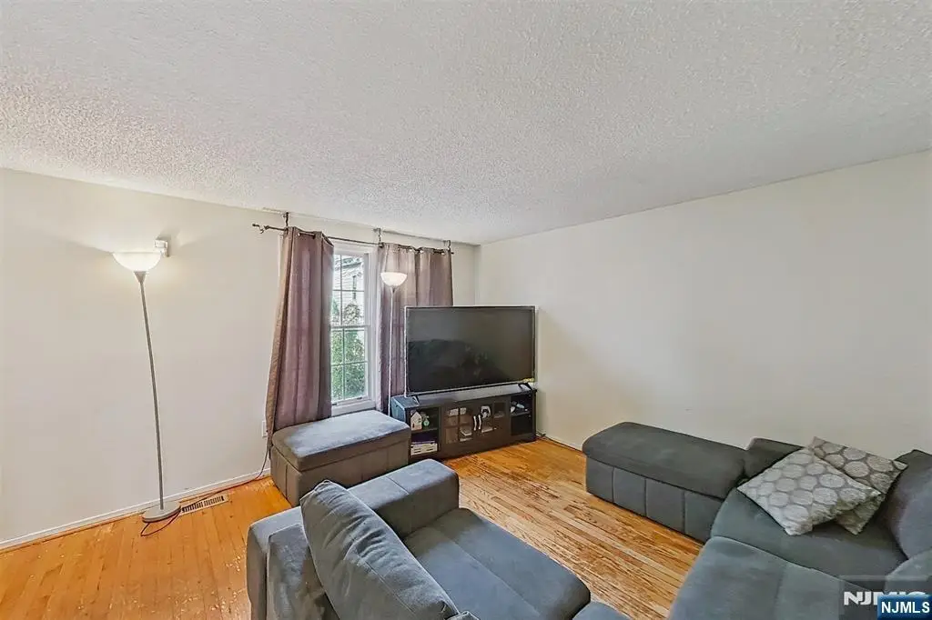 54 Bruen Avenue C0001, Irvington, NJ 07111 - Image #1
