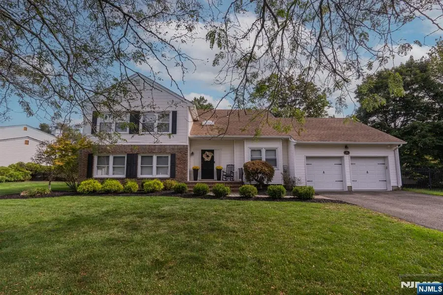 20 Dwight Street, Wayne, NJ 07470 - #3