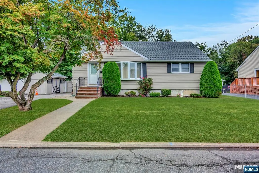 22 Chestnut, Bloomingdale, NJ 07403 - Image #1