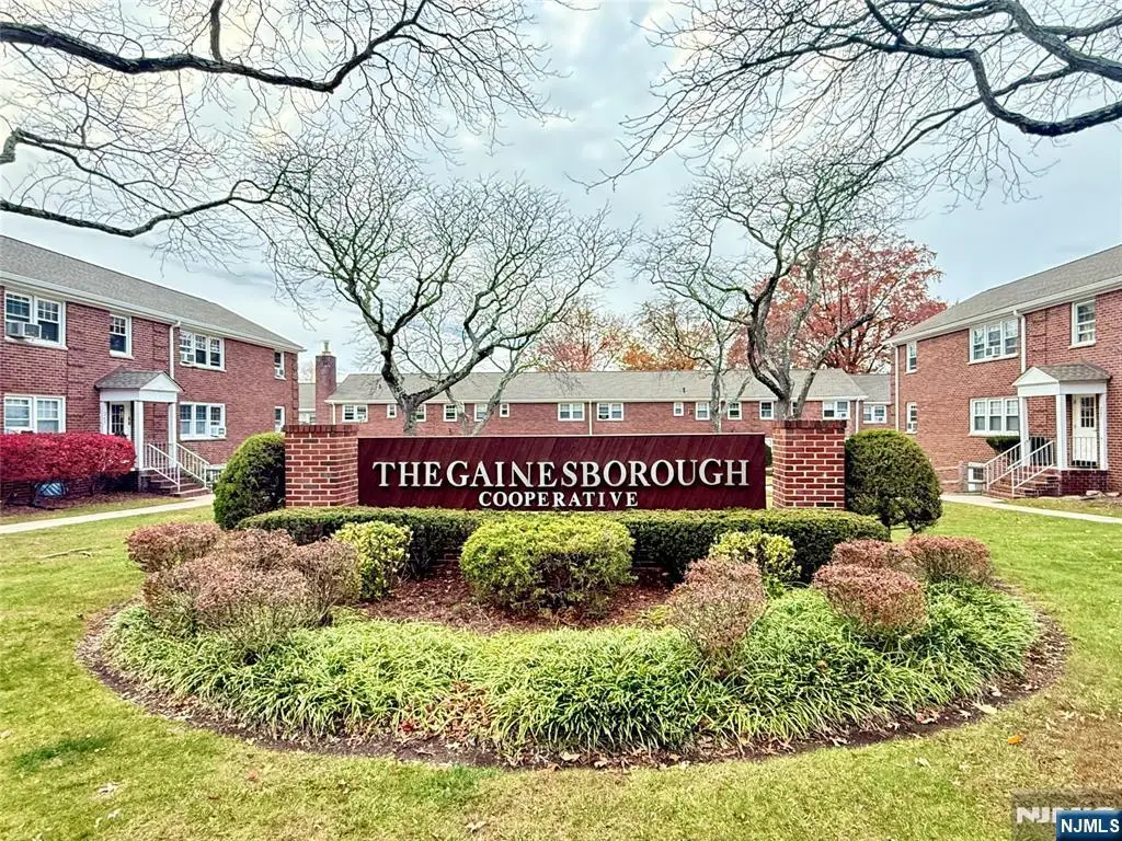 293 Bogert Road 1A, River Edge, NJ 07661 - Image #1