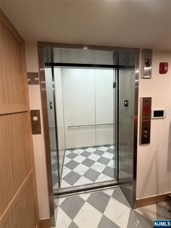 225 Park Avenue 2, Hoboken, NJ 07030 - Image #2