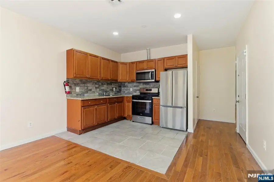 267 S 8th Street, Newark, NJ 07103 - Image #3