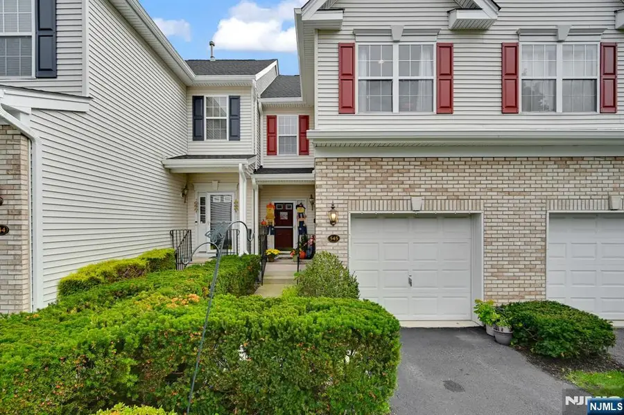 545 Coventry Drive, Nutley, NJ 07110 - Image #3