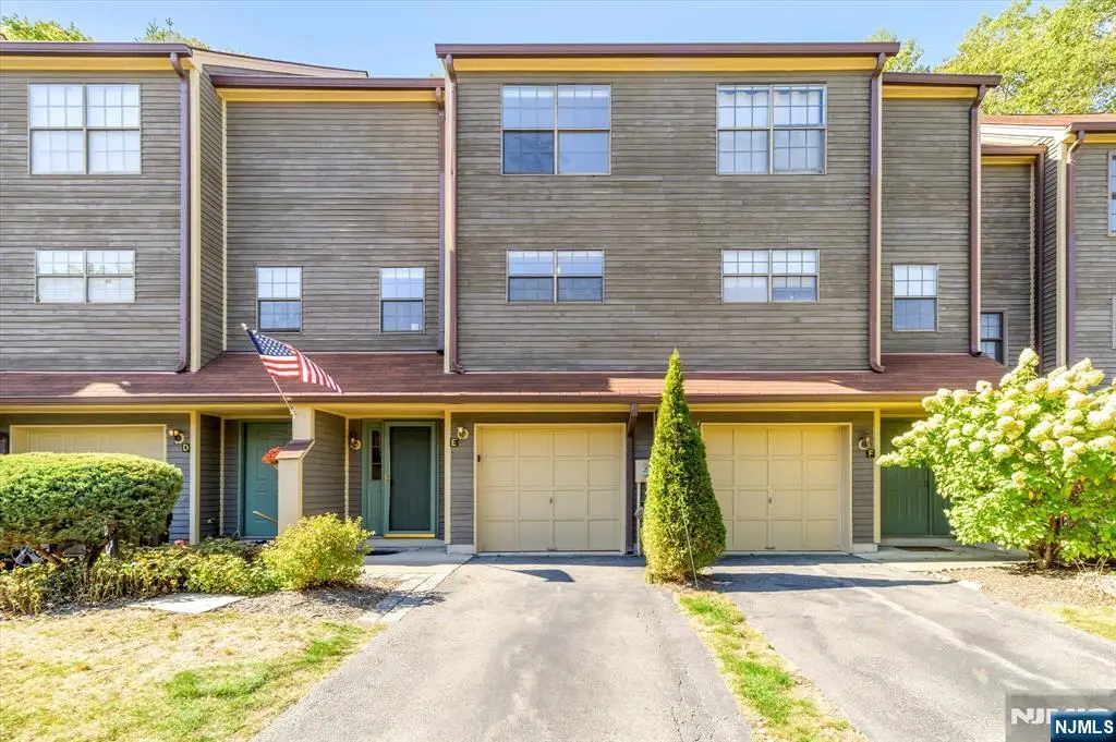 52E Beacon Hill Road 52E, West Milford, NJ 07480 - Image #1