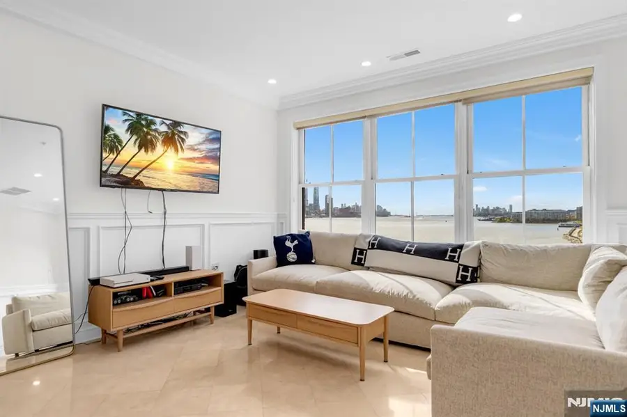 22 Ave At Port Imperial 403, West New York, NJ 07093 - #3