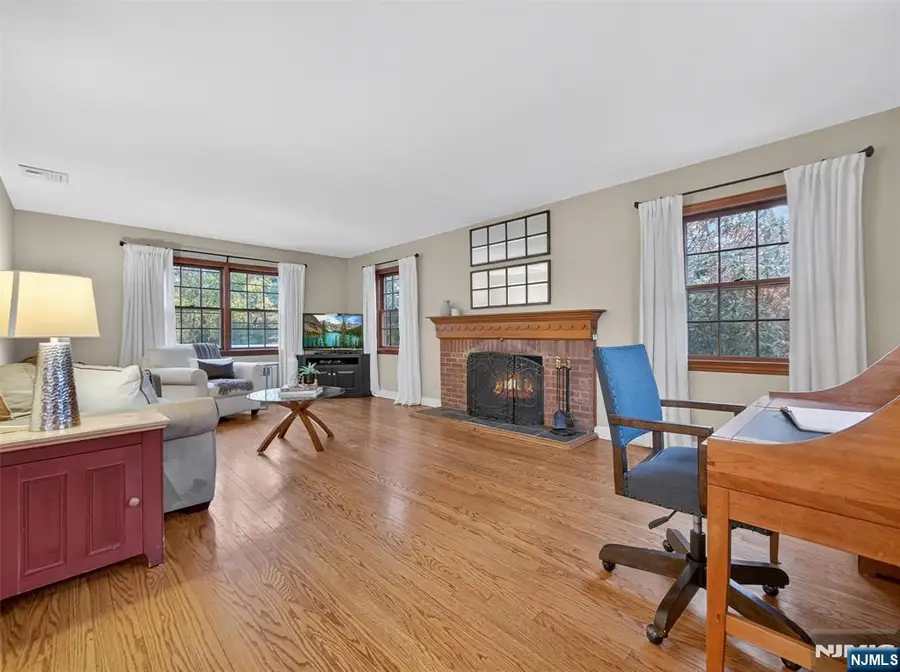 175 N Island Avenue, Ramsey, NJ 07446 - Image #3