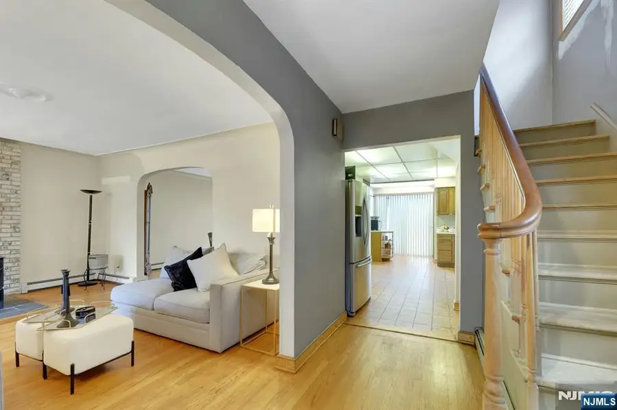 451 Wilfred Terrace, Cliffside Park, NJ 07010 - Image #2