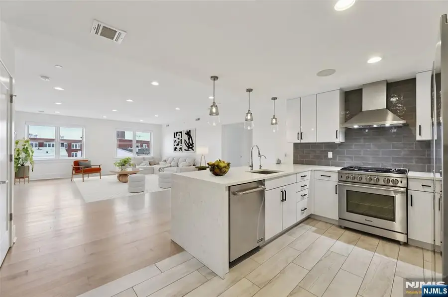 209-211 Hackensack Plank Road 5B, Weehawken, NJ 07086 - Image #3