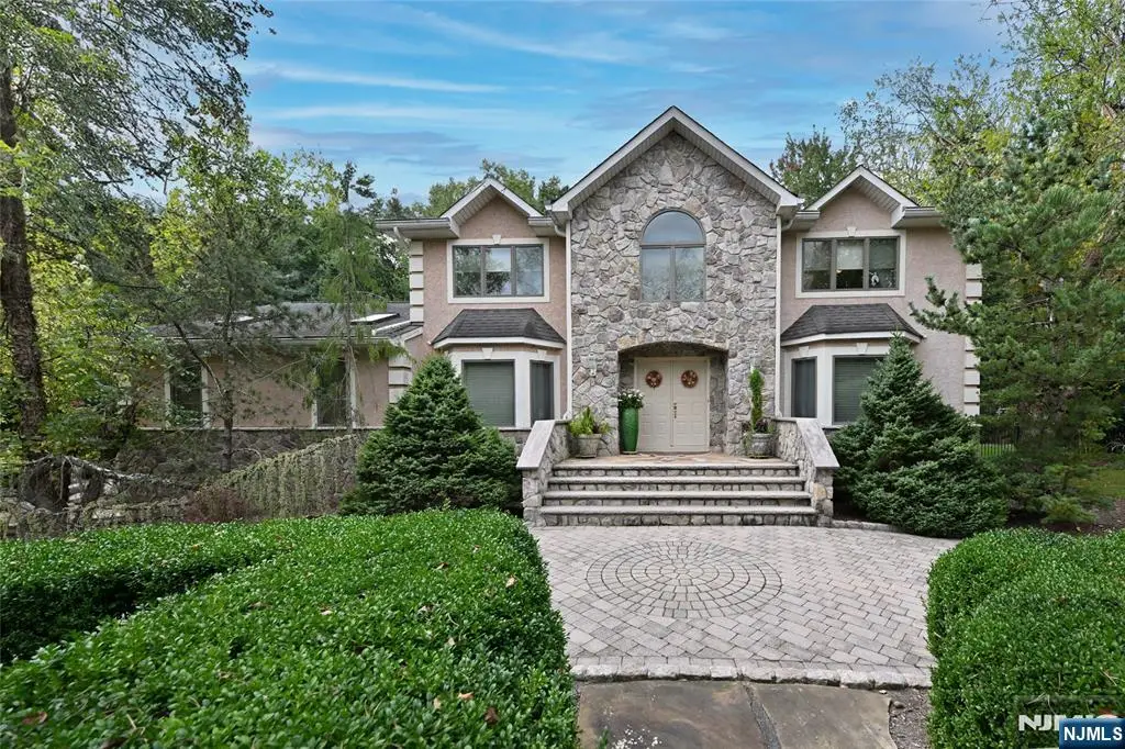 191 Cherry Lane, Airmont, NY 10952 - #1