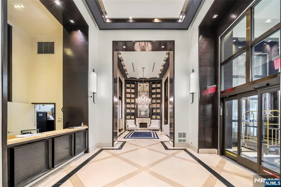 88 Morgan Street 4107, Jersey City, NJ 07302 - #2